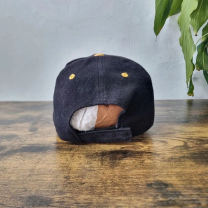 Vintage American baseball Hat Snapback cap one size adjustable black wally's Car