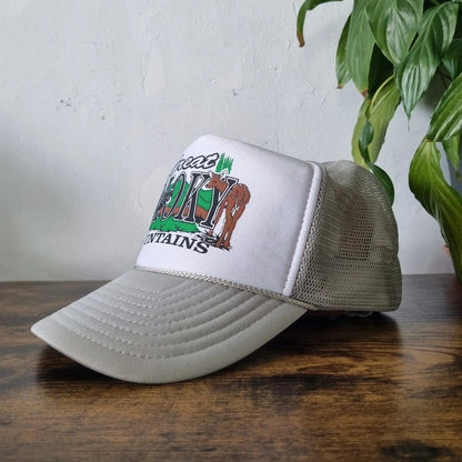 Vintage American Trucker Hat Snapback cap one size adjustable grey white smoky mountains wildlife