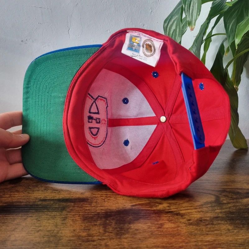Vintage American Baseball Hat Snapback cap one size adjustable Montreal Canadiens NHL red blue
