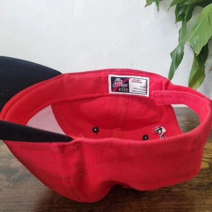 Vintage American Trucker Hat Snapback cap one size adjustable red black Toyota dealer