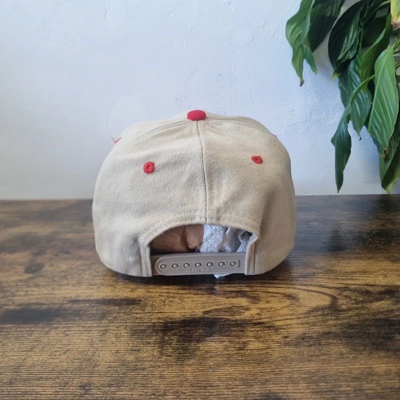 Vintage American baseball Hat Snapback cap one size adjustable red beige edgewater hotel casino