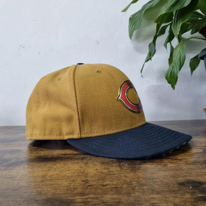 New era Chicago Bears Baseball Hat full fit cap size 7 1/2 beige navy