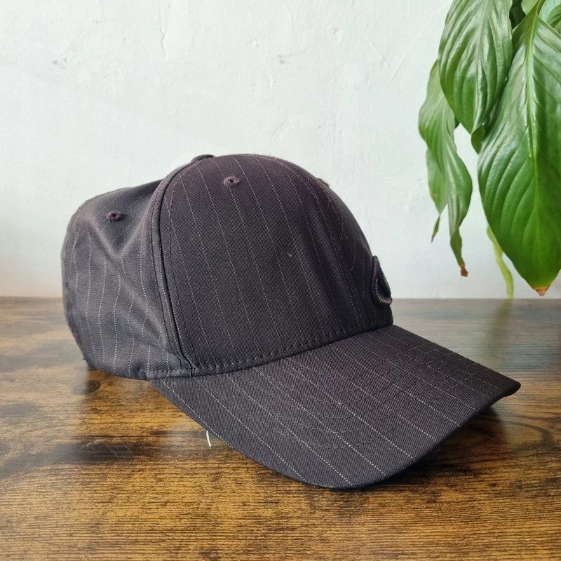 Vintage O'Neill Baseball Hat Snapback cap one size large XL black pinstripe fitted