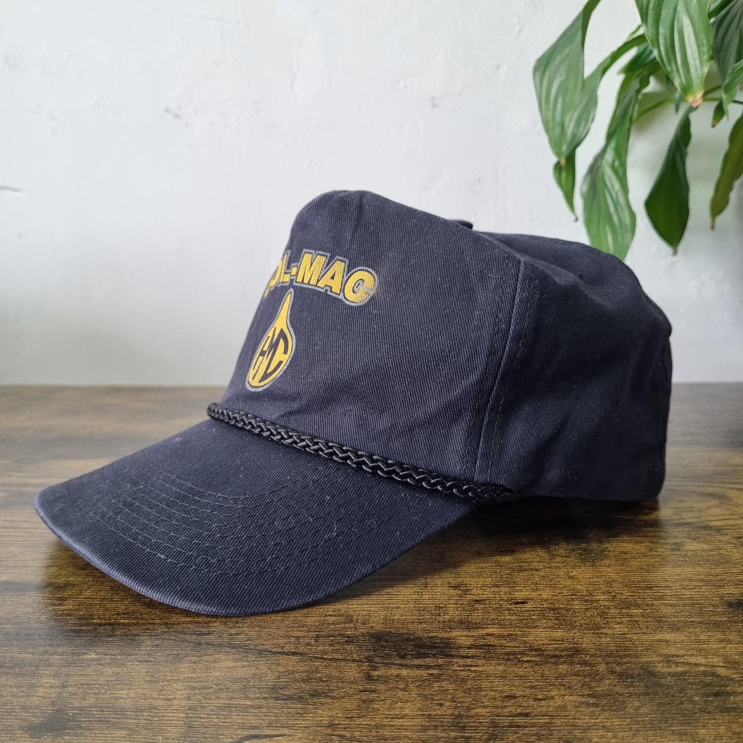 Vintage American Trucker Hat Snapback cap one size adjustable black Hol Mac