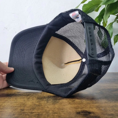 Vintage American Trucker Hat Snapback cap one size adjustable black surf camper van