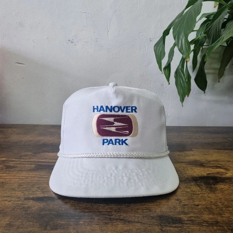 Vintage American Trucker Hat Snapback cap one size adjustable white Hanover Park