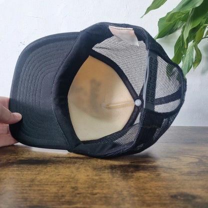 Vintage American Trucker Hat Snapback cap one size adjustable black white St. Thomas