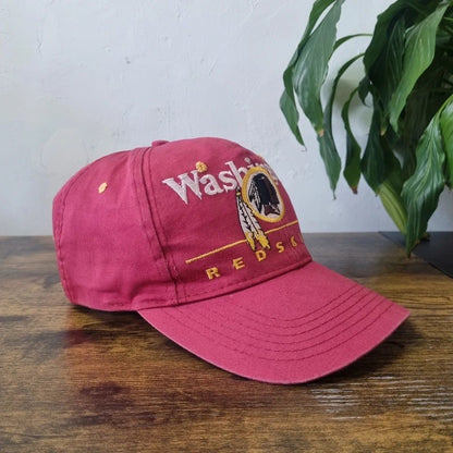 Vintage American Baseball Hat Snapback cap one size adjustable burgundy Washington redskins nfl