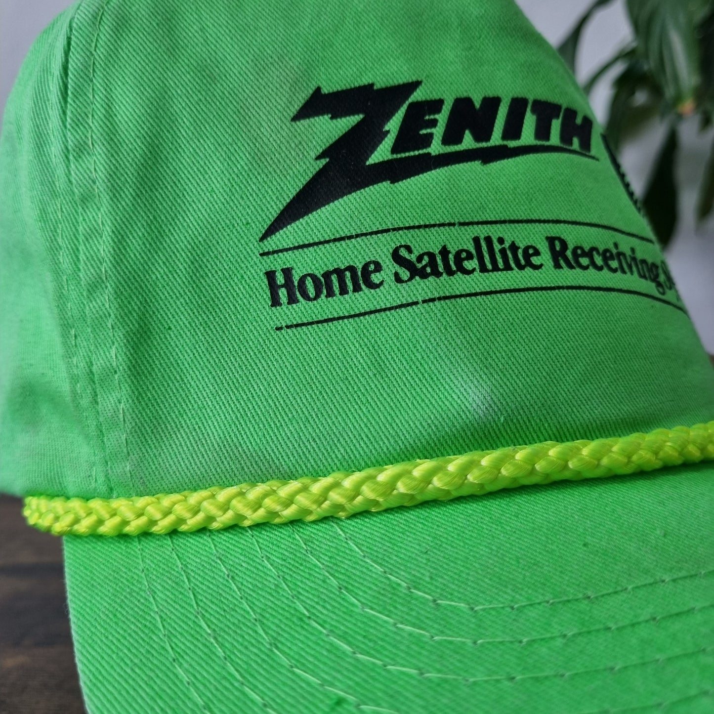 Vintage American Trucker Hat Snapback cap one size green zenith satellite