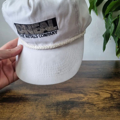 Vintage American Trucker Hat Snapback cap one size adjustable white oh neal metal construction