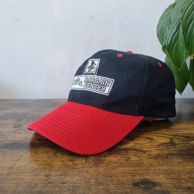 Vintage American Baseball Hat Snapback cap one size adjustable black red builders bargain centre