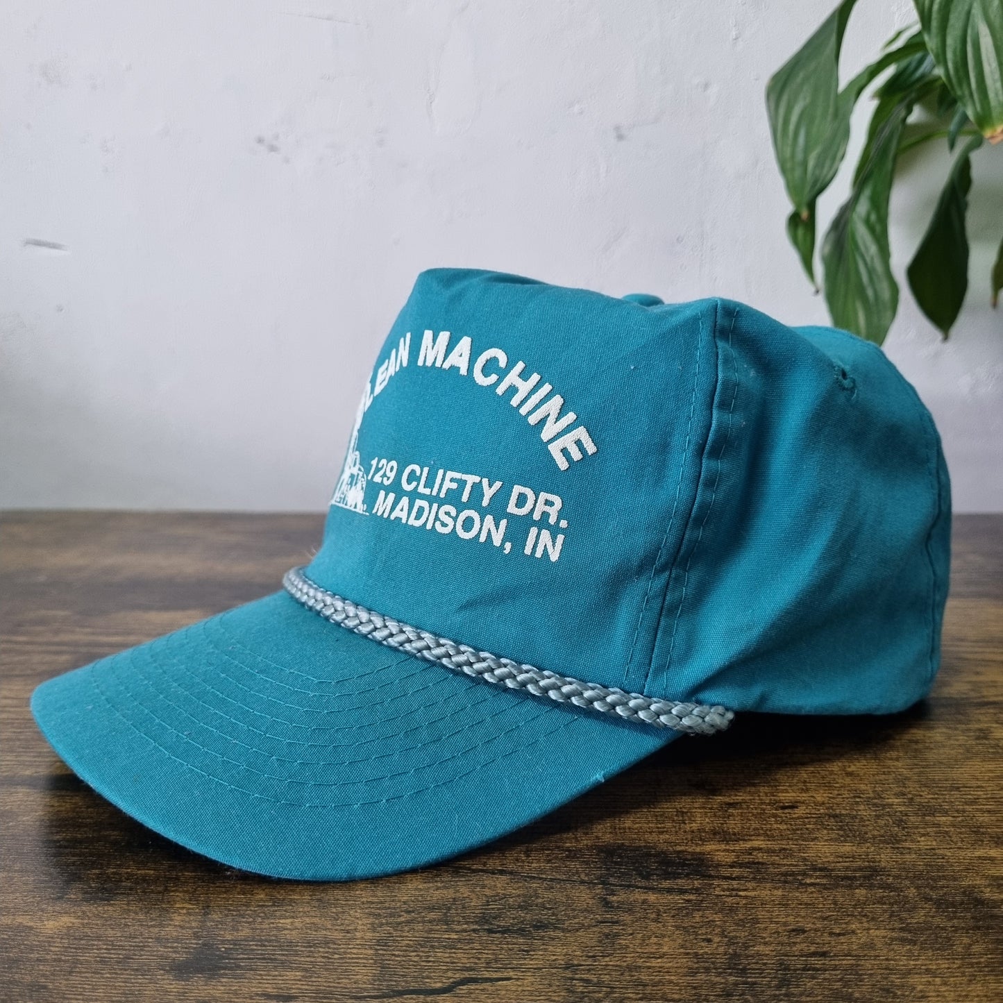 Vintage American Trucker Hat Snapback cap one size Clean Machine Car wash