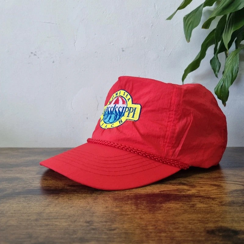 Vintage American Trucker Hat Snapback cap one size adjustable red mississipi beach