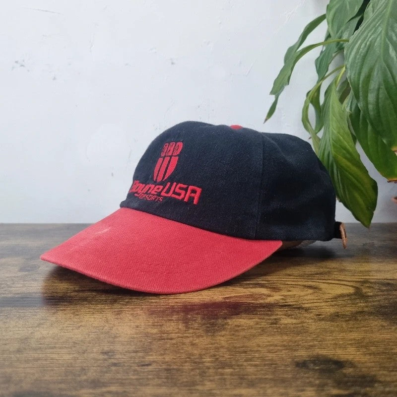 Vintage American Baseball Hat Snapback cap one size adjustable Boyne USA black red