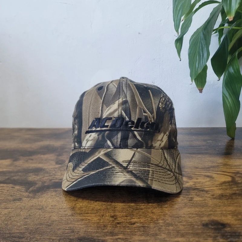 Vintage American baseball Hat Snapback cap one size adjustable khaki black realtree ac delco