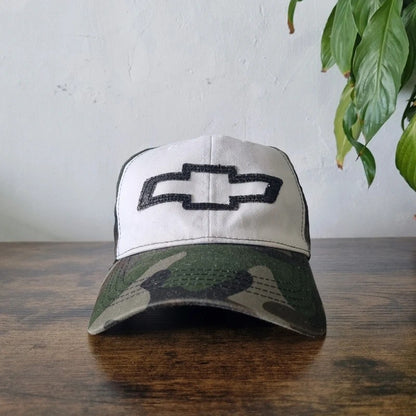 Vintage womens Chevrolet Baseball Hat Snapback cap one size adjustable white green