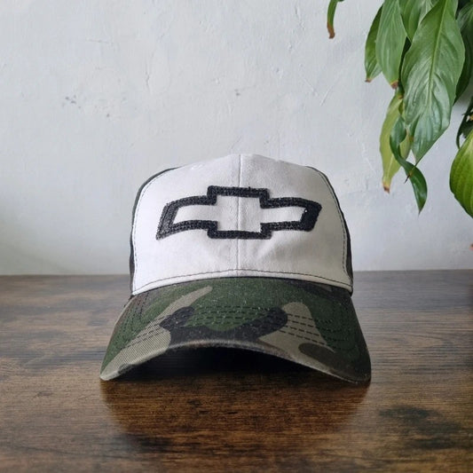 Vintage womens Chevrolet Baseball Hat Snapback cap one size adjustable white green