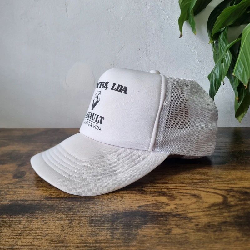 Vintage American Trucker Hat Snapback cap one size adjustable white Renault car dealer