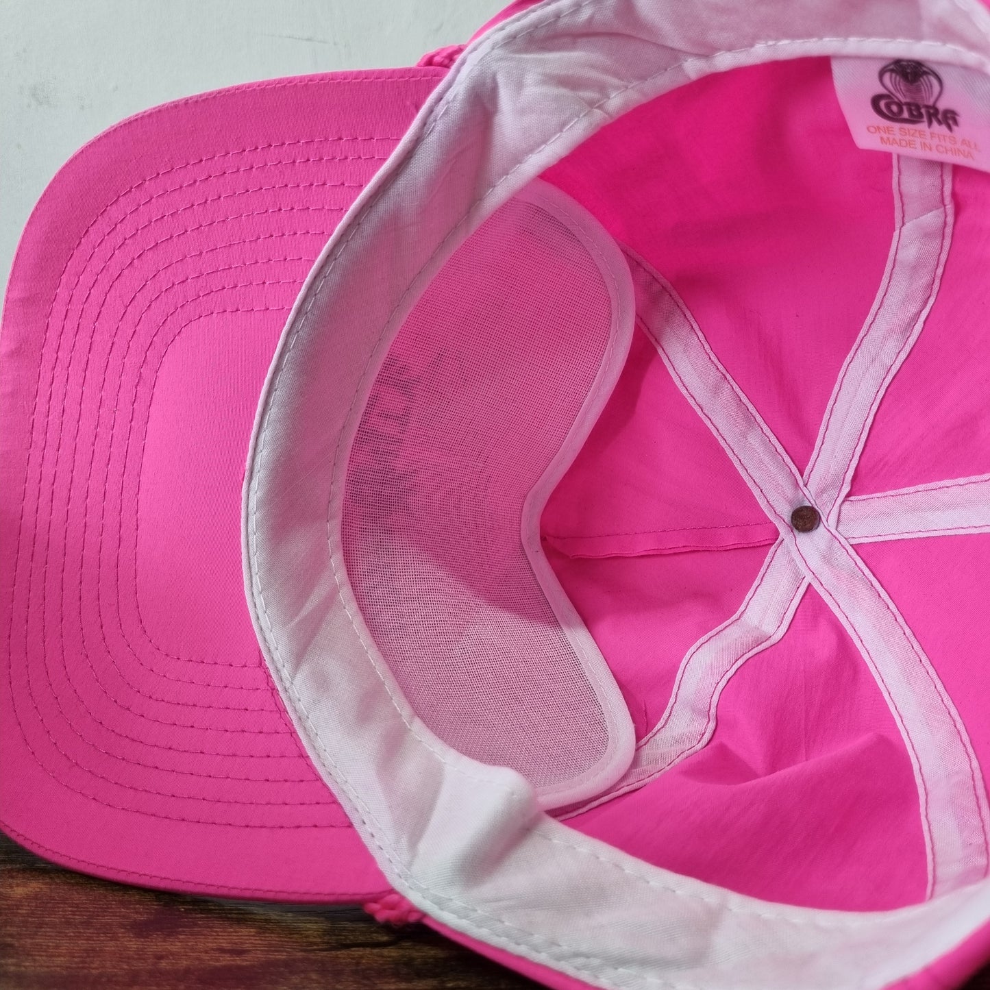Vintage American Trucker Hat Snapback cap one size pink community beer