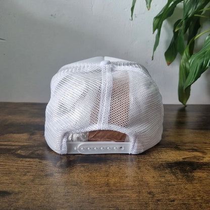 Vintage German Trucker Hat Snapback cap one size adjustable Suedwestfunk radio white