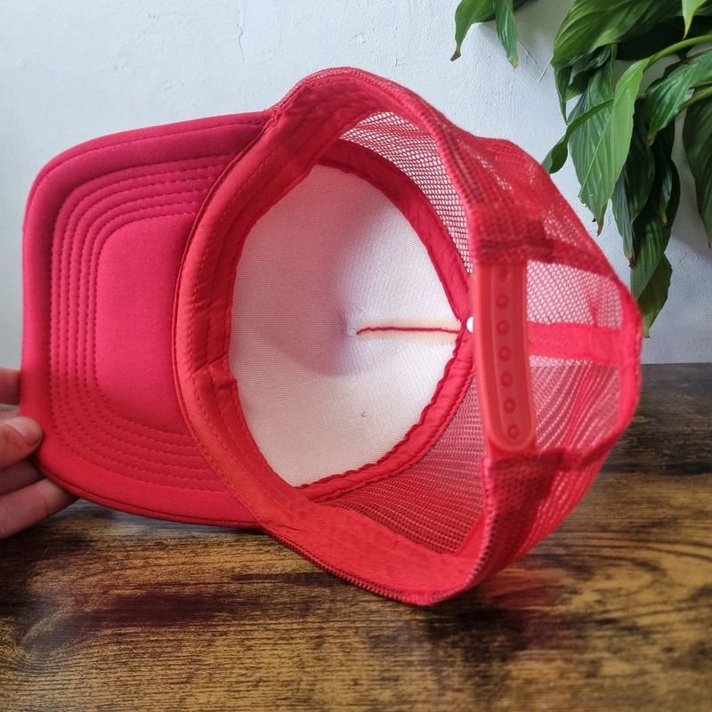 Vintage American Trucker Hat Snapback cap one size adjustable red pro rich cow