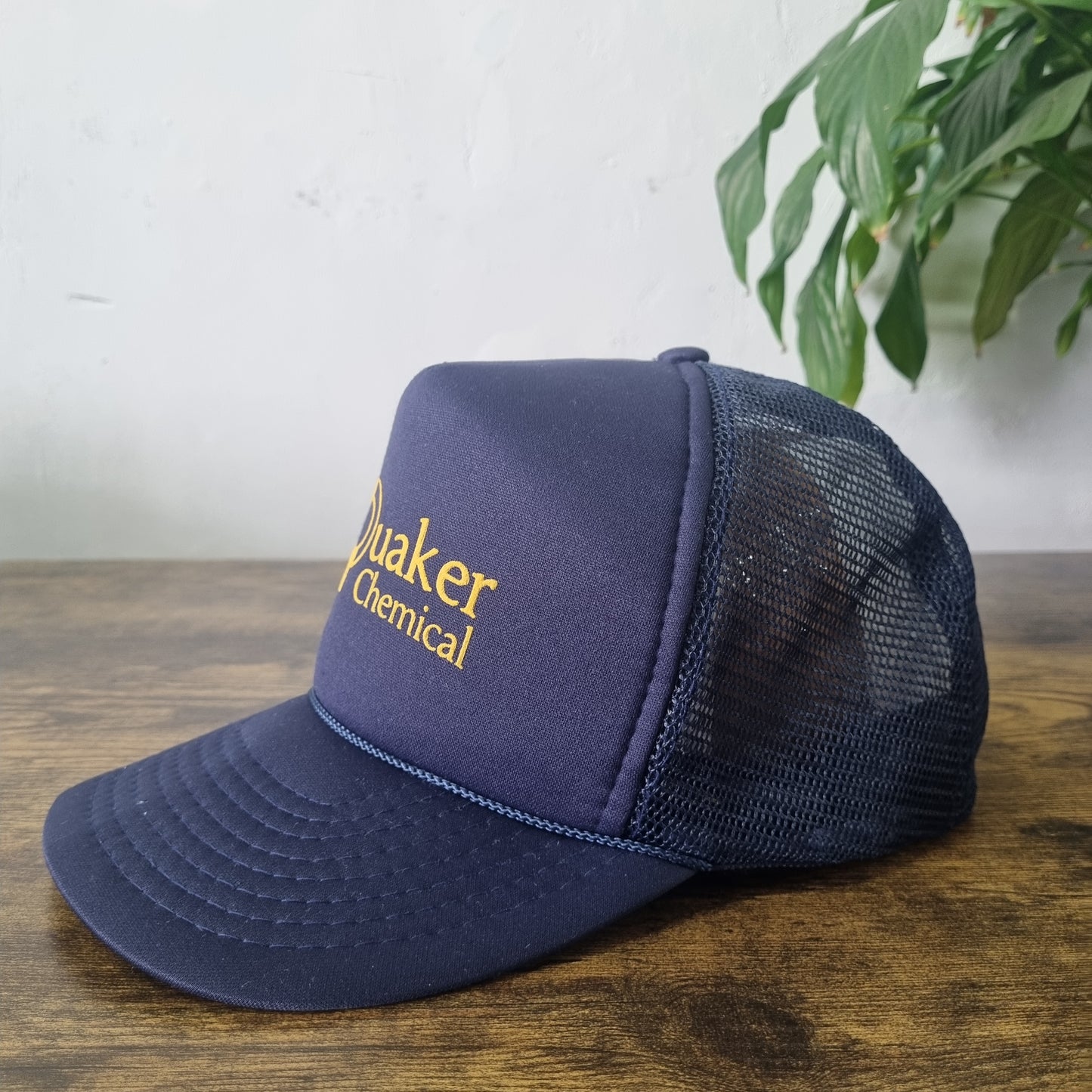 Vintage American Trucker Hat Snapback cap one size Navy Quaker chemical