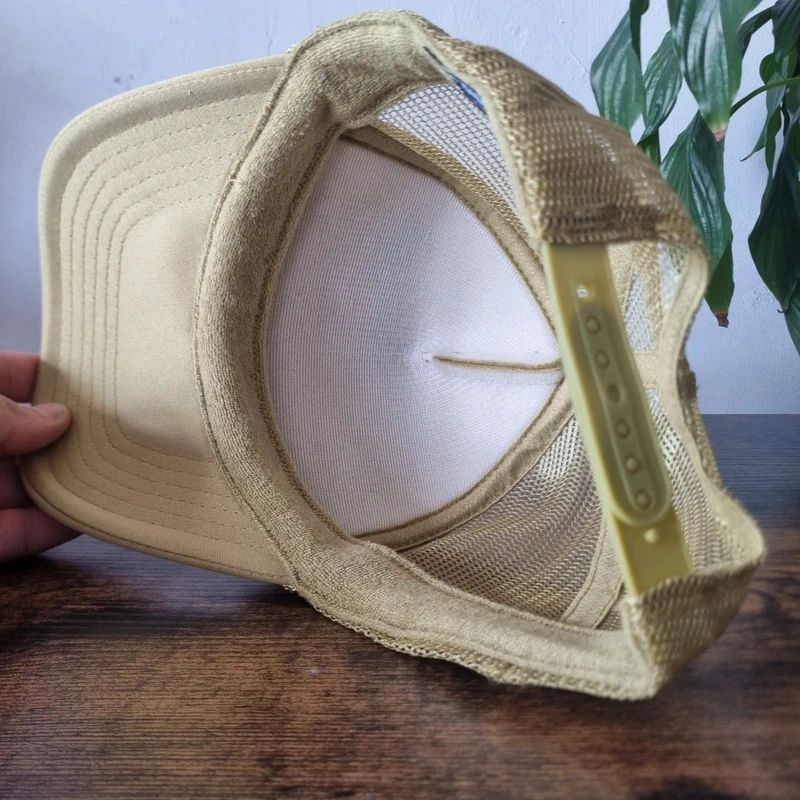 Vintage American Trucker Hat Snapback cap one size adjustable green John Wayne foundation