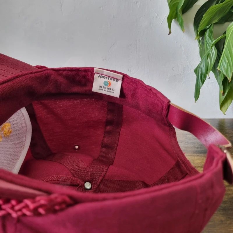 Vintage American Trucker Hat Snapback cap one size adjustable burgundy las vegas