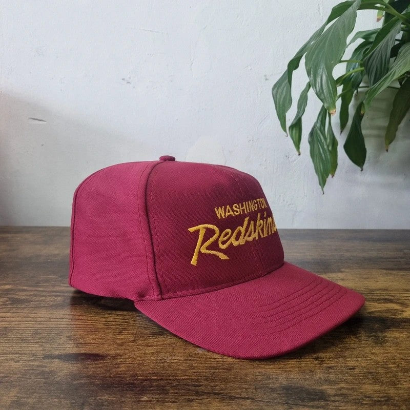 Vintage American Baseball Hat Snapback cap one size adjustable burgundy Redskins nfl