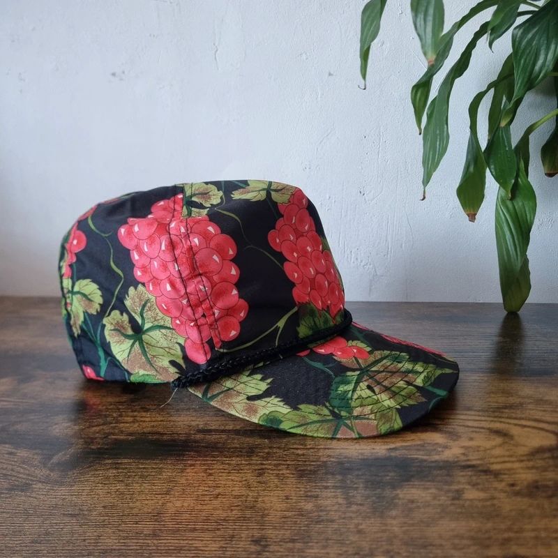 Vintage American Trucker Hat Snapback cap one size adjustable red green black grapes