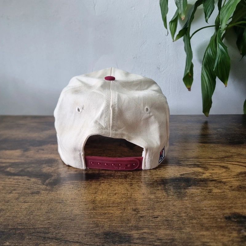 Vintage American baseball Hat Snapback cap one size adjustable cream burgundy harvard