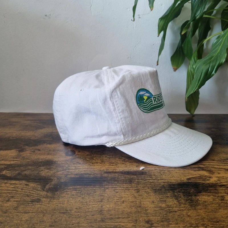 Vintage American Trucker Hat Snapback cap one size adjustable Ridgefield bank white