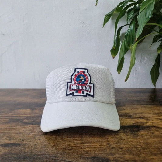 Vintage walt disney world Trucker Hat Snapback cap one size adjustable white mickey