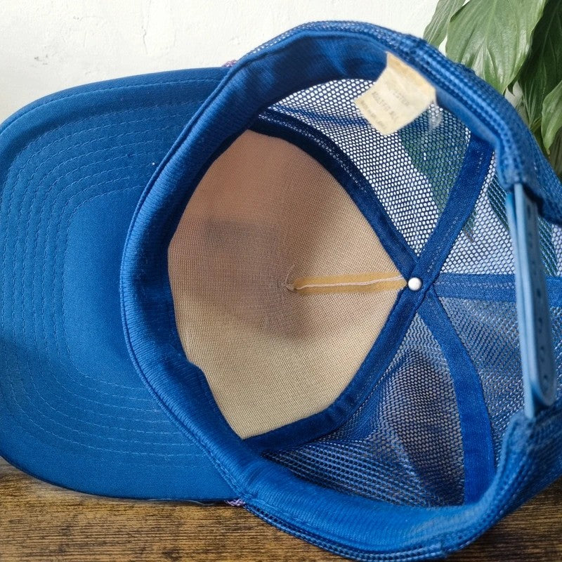 Vintage American Trucker Hat Snapback cap one size adjustable blue white blue water bridge