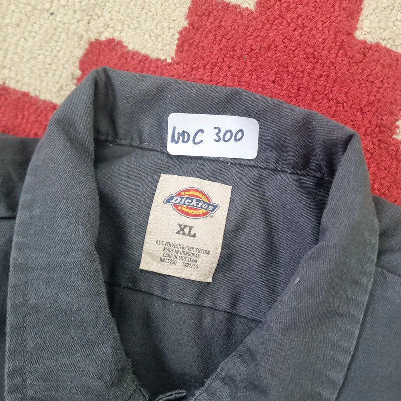 Vintage Dickies Boxy Fit Cropped Shirt Short Sleeve XL plain Grey Button Up Skater Y2K Surf