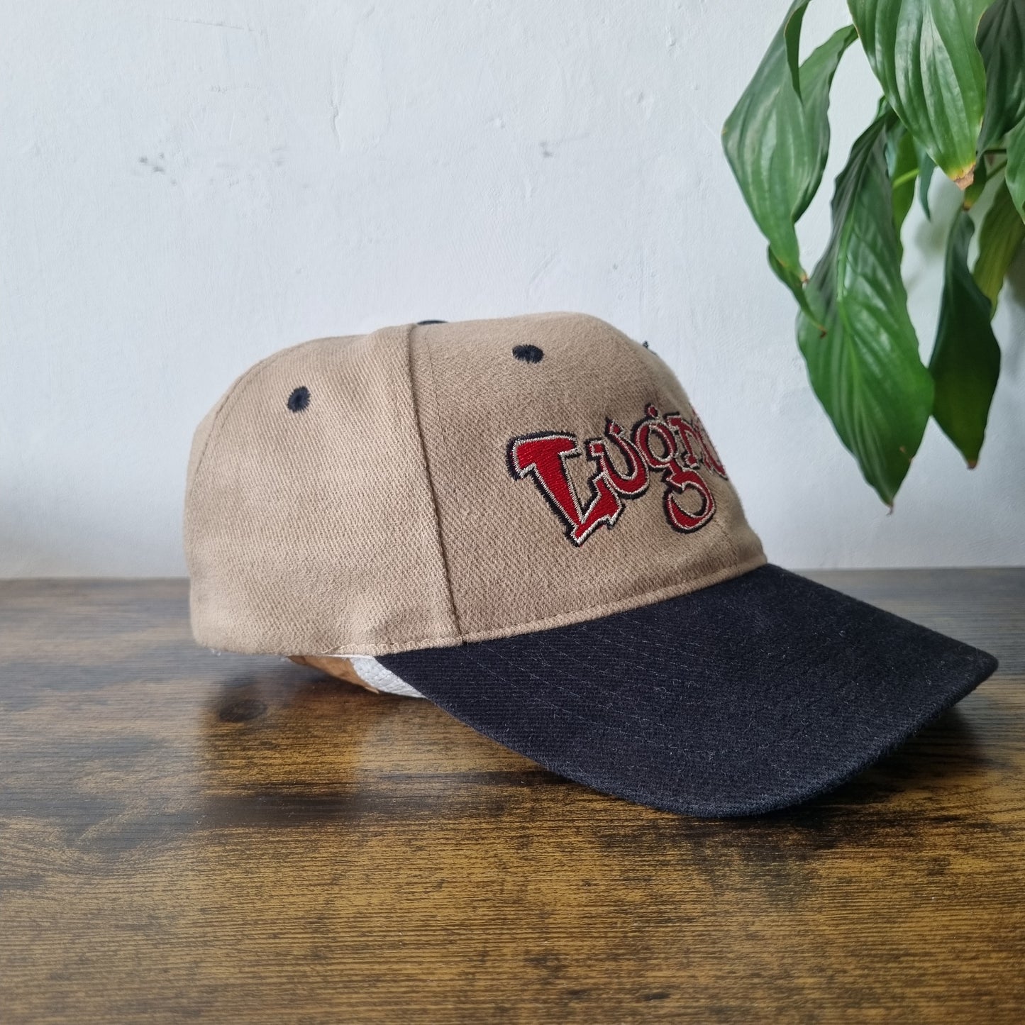 Vintage American Baseball Hat Snapback cap one size adjustable Lugnuts lansing