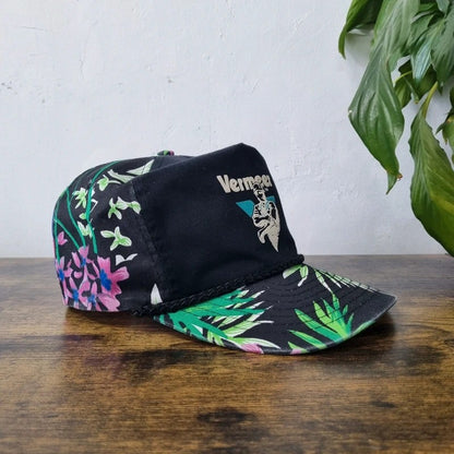 Vintage American Trucker Hat Snapback cap one size adjustable black green leaf print vermeer
