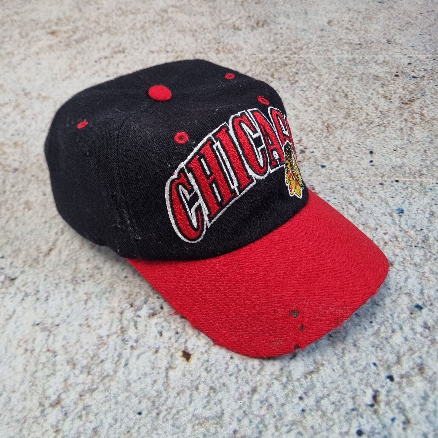 VTG CHICAGO BLACKHAWKS Starter THE RIGHT HAT Wool Snapback Hat Embroidered NHL