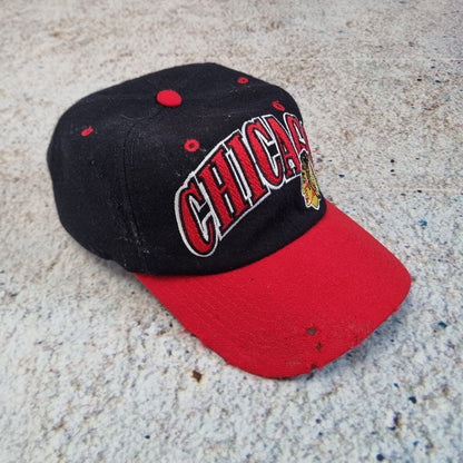 VTG CHICAGO BLACKHAWKS Starter THE RIGHT HAT Wool Snapback Hat Embroidered NHL