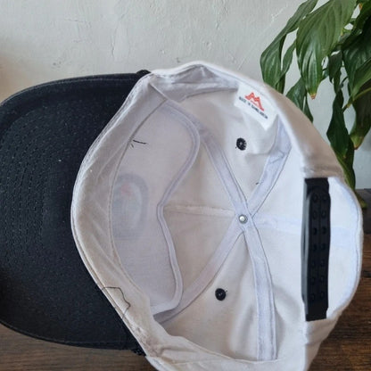 Vintage American Trucker Hat Snapback cap one size Botanical Gardens in St. Thomas black white