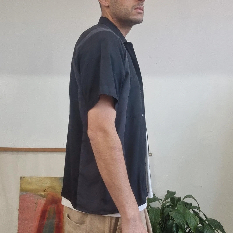 Vintage Dickies Boxy Fit Cropped Shirt Short Sleeve Medium plain Black Button Up Skater Y2K Surf