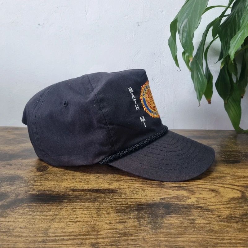 Vintage American Trucker Hat Snapback cap one size adjustable black american legion