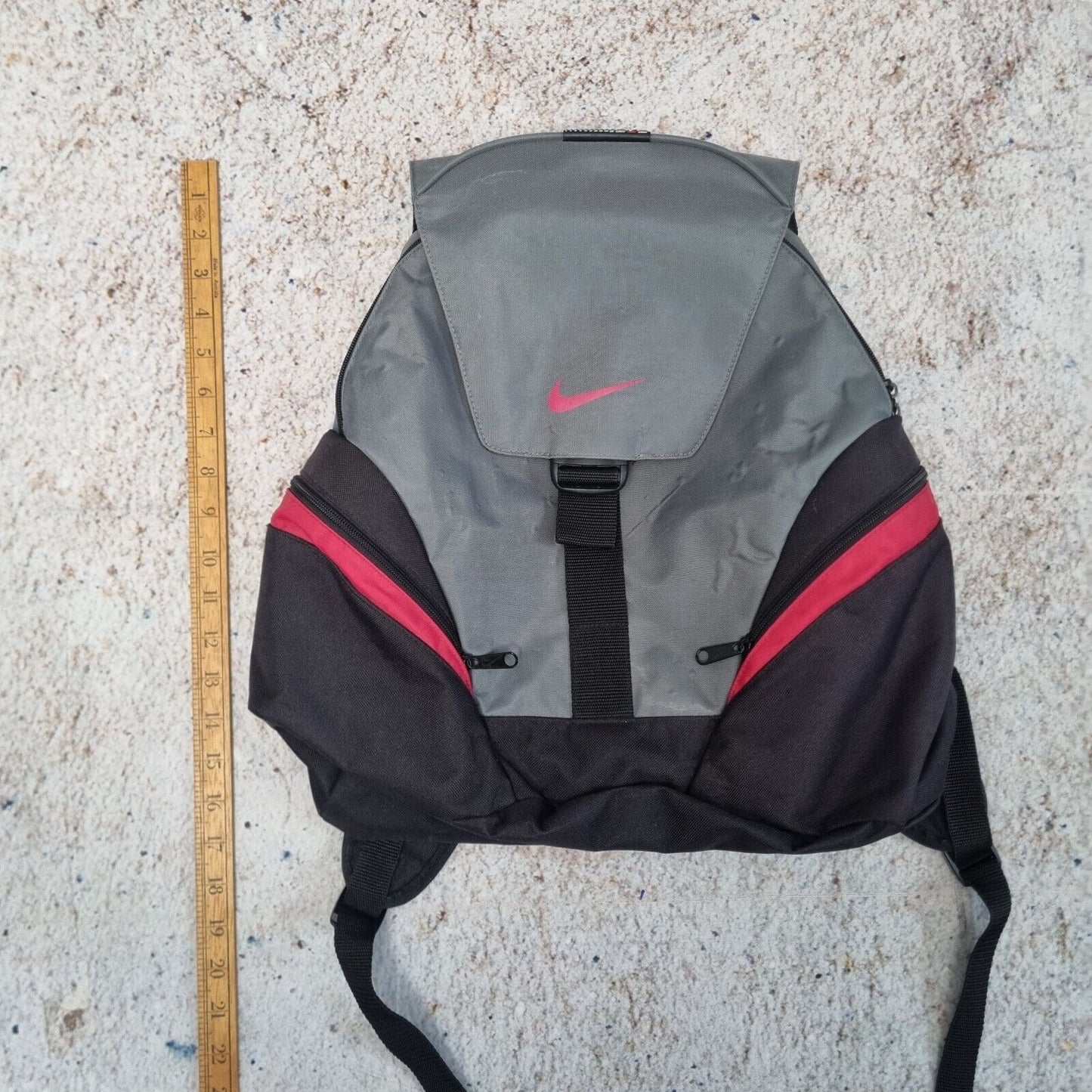2000s Nike Backpack Rare Y2K Youth Size / Kids Black Grey