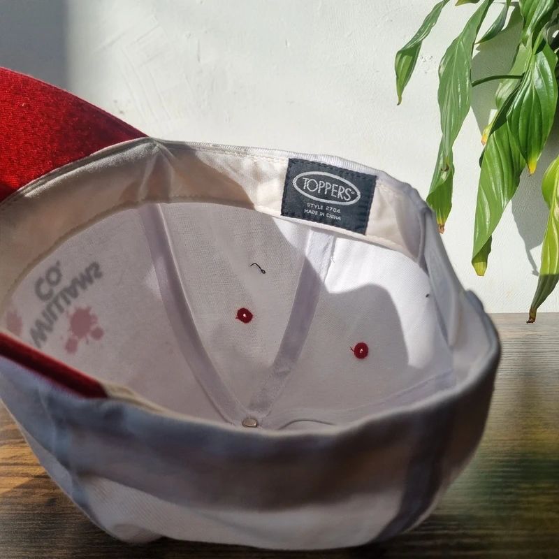 Vintage American baseball Hat Snapback cap one size adjustable red white sherwin williams