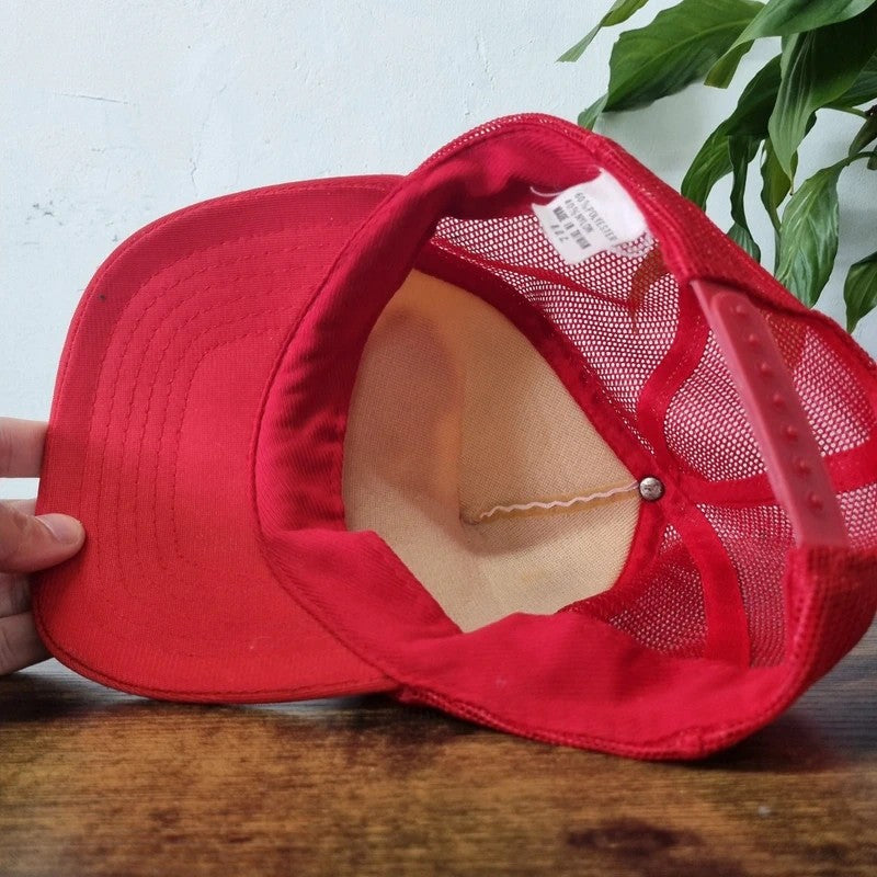 Vintage American Trucker Hat Snapback cap one size adjustable red white the grizzly ride
