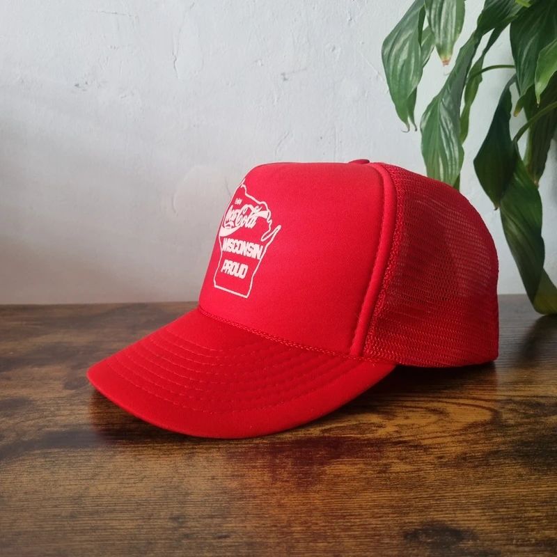 Vintage American Trucker Hat Snapback cap one size adjustable coca cola wisconsin