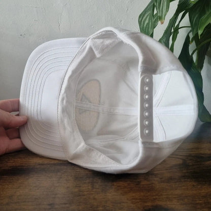 Vintage American Trucker Hat Snapback cap one size adjustable white globe