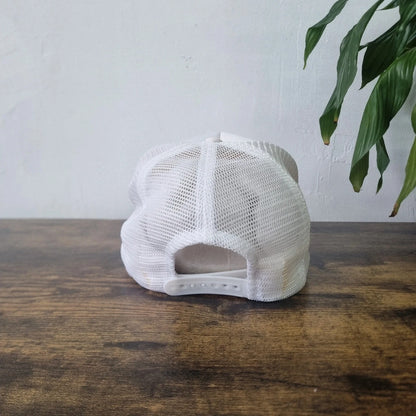 Vintage American Arabia Trucker Hat snapback one size white 90s mesh