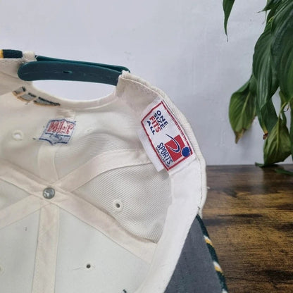 vintage 90s Packers embroidered logo snapback hat basbeall cap cream green
