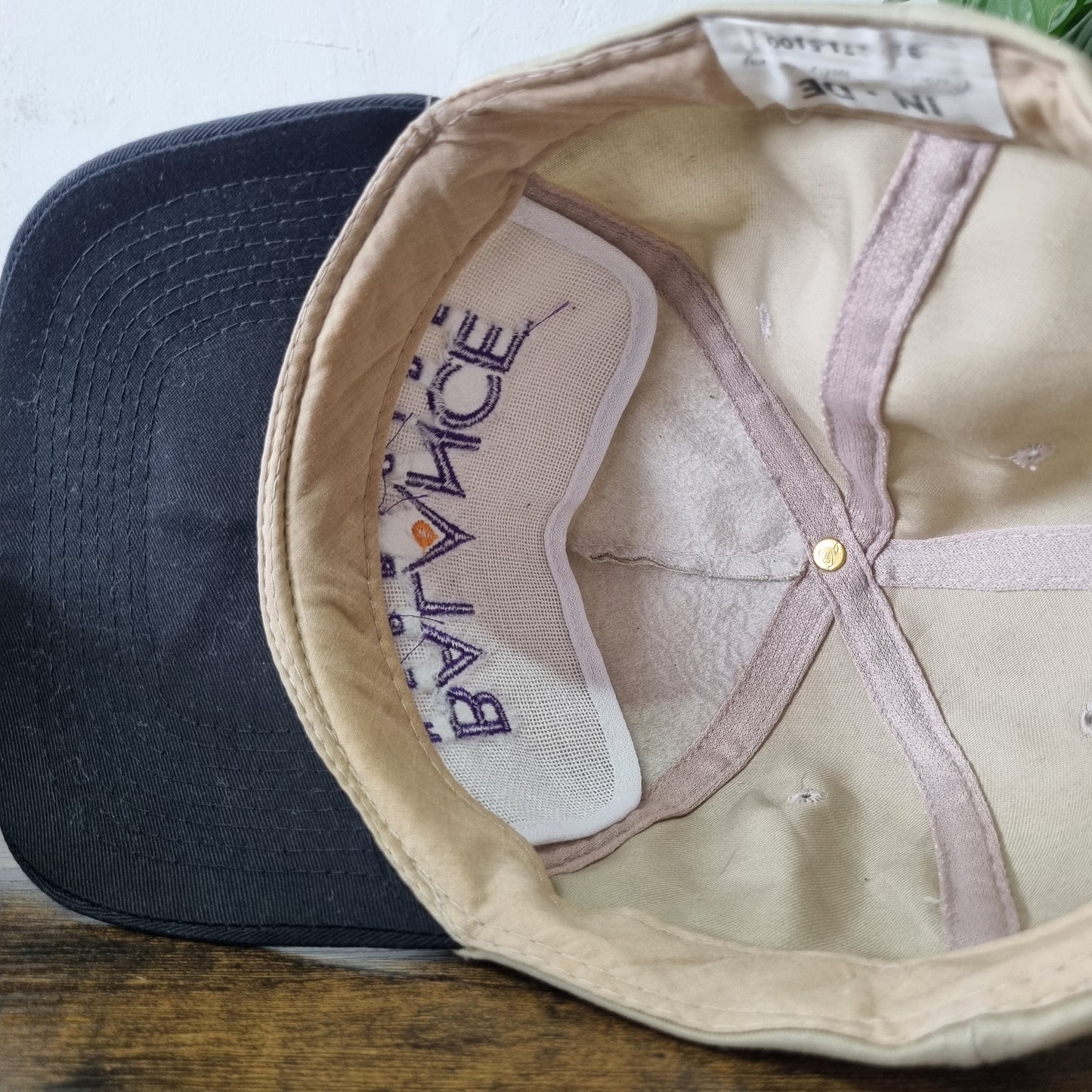 Vintage American Trucker Hat Snapback cap one size beige Black Balance Herbicide